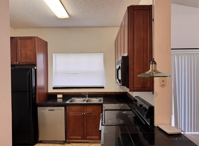 Foto del edificio - 891 Cypress Park Way