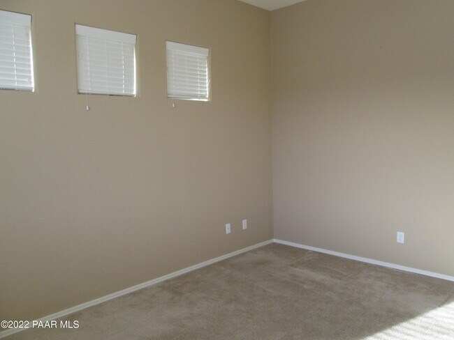 Foto del edificio - 6741 E Arden Ct