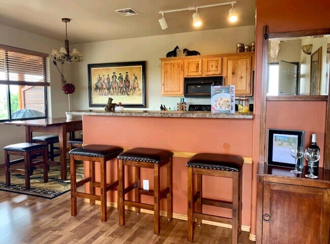 Foto del edificio - 2300 N Cottage Trail