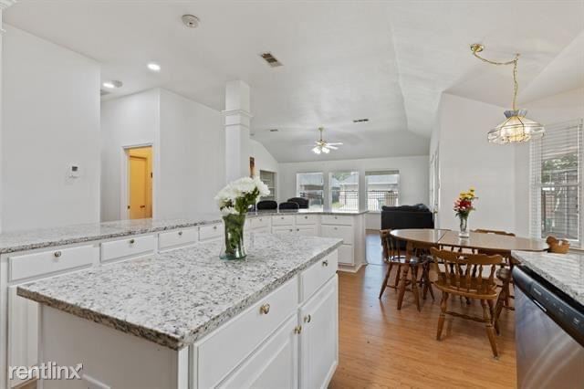 Foto del edificio - 4 br, 2 bath House - 4015 Randall Lane
