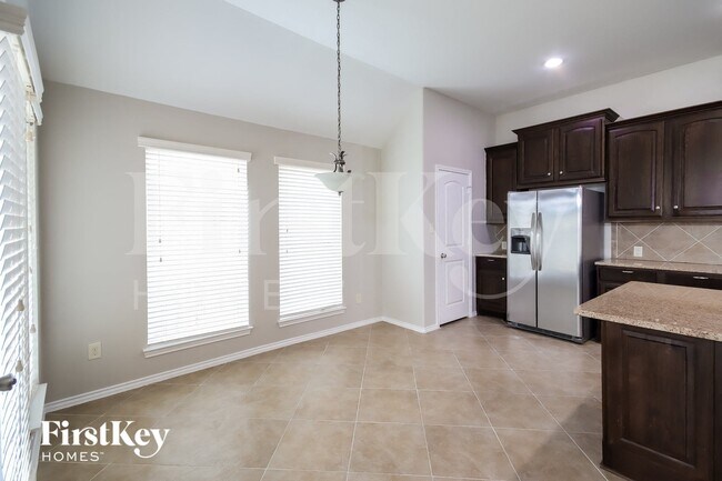 Building Photo - 26122 Serenity Oaks Dr