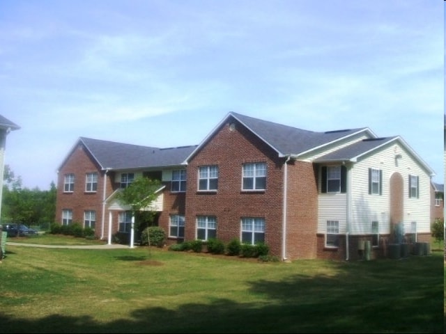 Building Photo - Riverbrook Apartments