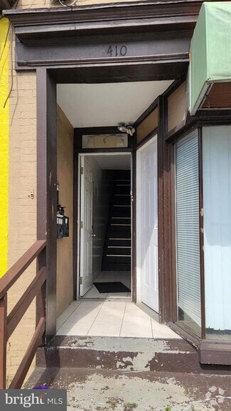 Building Photo - 410 N 6th St