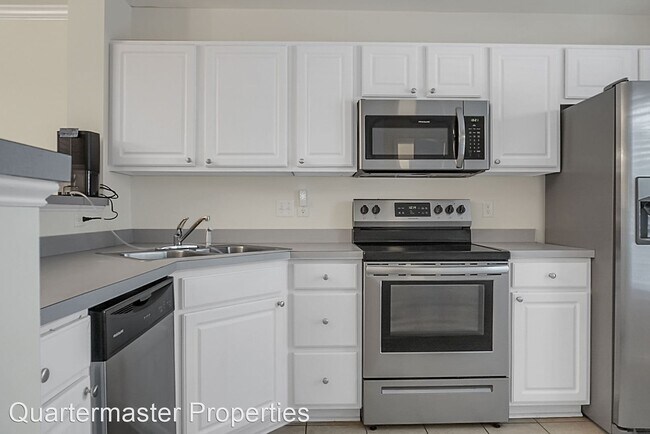 Foto del edificio - 2 br, 2.5 bath House - 121 Hornby Circle