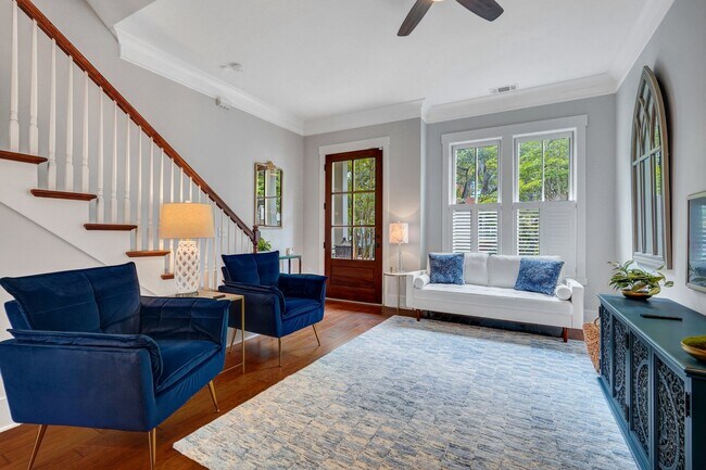 Foto del edificio - 716 Tattnall St