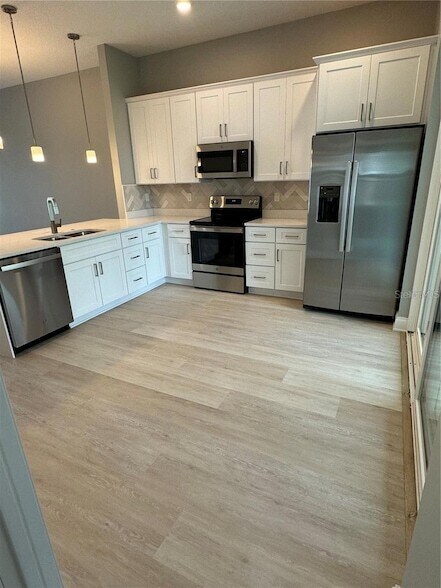 Foto del edificio - 44 Red Mill Dr