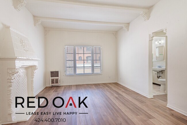 Foto del edificio - ~1 Month FREE~ Vintage-Inspired Bachelor S...