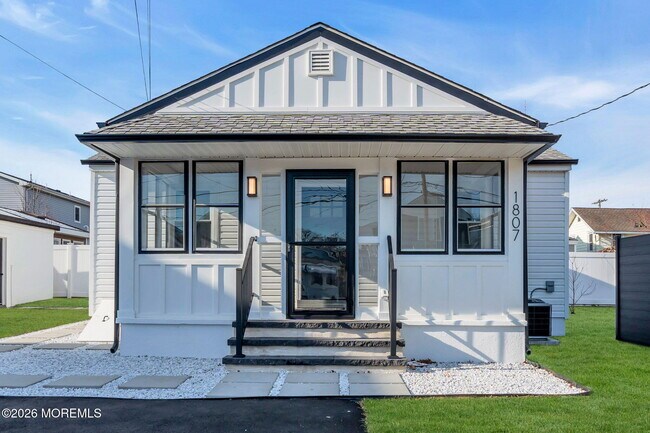 Foto del edificio - 1807 Laurel Terrace