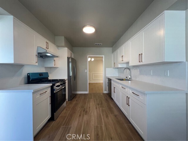 Building Photo - 5838 Camellia Ave