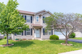 Building Photo - 841 Pond Brook Ave