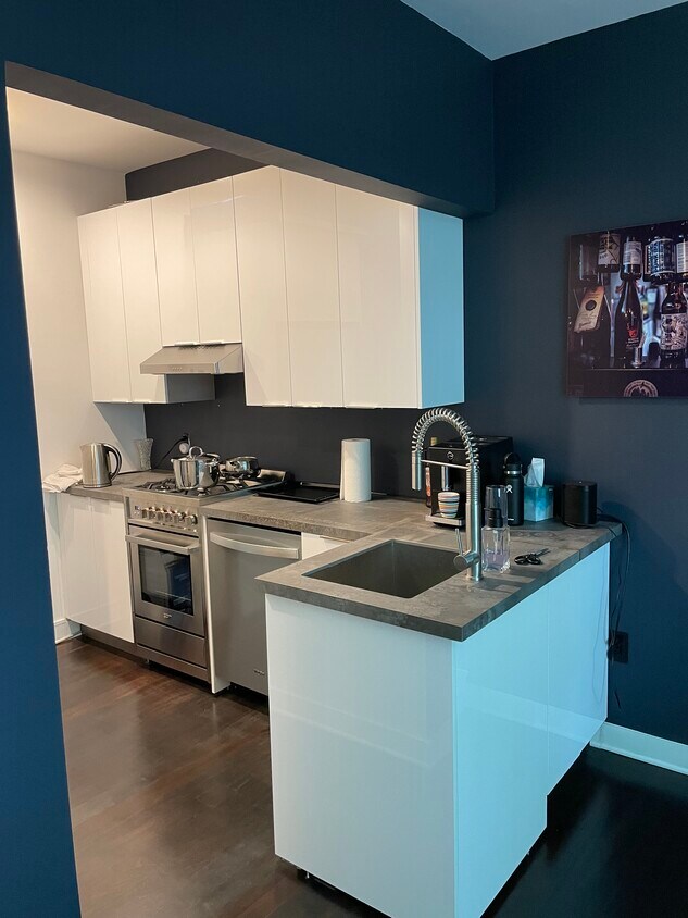 Foto principal - 815 Euclid Ave