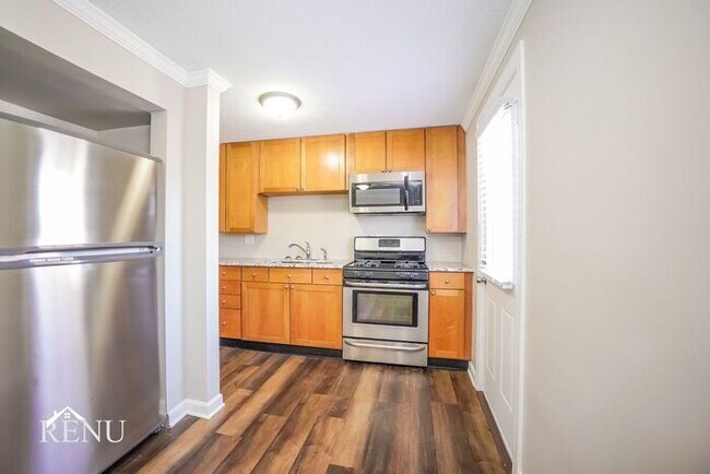 Foto del edificio - 129 Coronado Rd