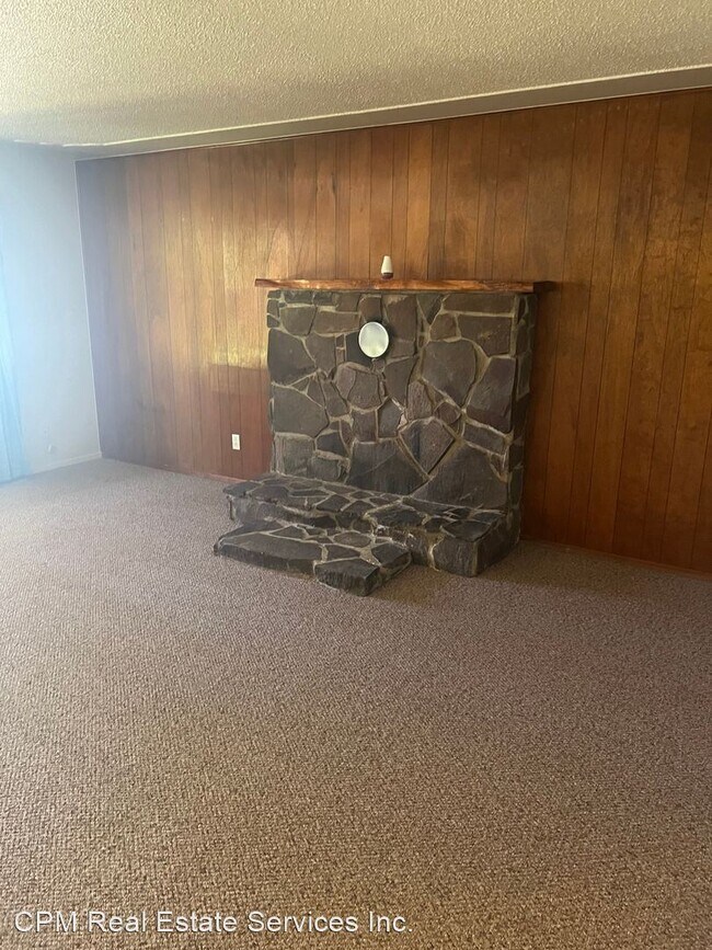 Foto del edificio - 3 br, 1.5 bath House - 240 Glen Drive