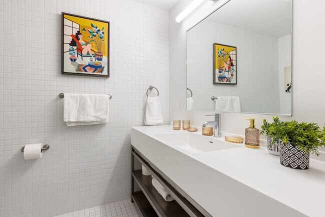 Foto del edificio - 12607 Larchmere Blvd