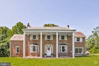 Building Photo - 4515 Old Branch Ave.