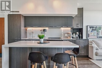 Building Photo - 30 Baseball Pl