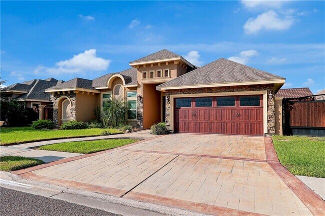 Building Photo - 1209 E 28th St