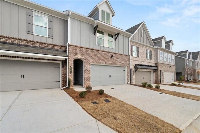 Building Photo - 4561 Moray Dr