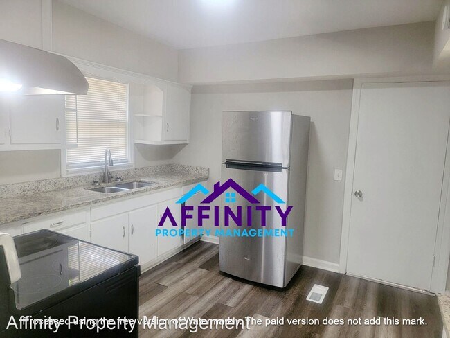 Building Photo - 4 br, 2 bath House - 145 Torch Hill Road