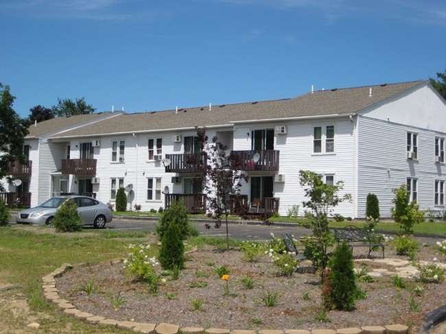 Willowbrook Apartments - Apartments in Rochester, NH | Apartments.com