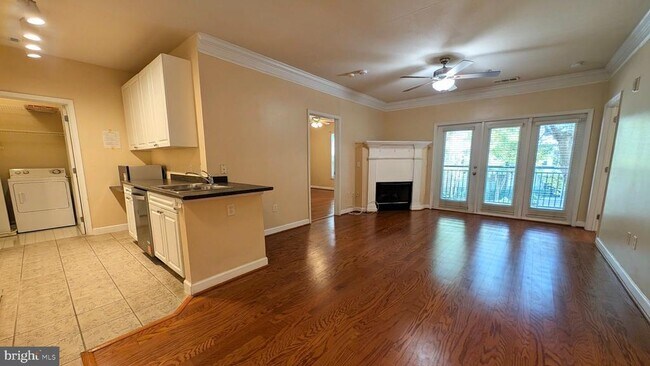 Foto del edificio - 501 Hungerford Dr