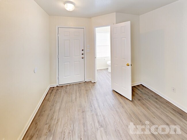 Foto del edificio - 9939 Amber Breeze