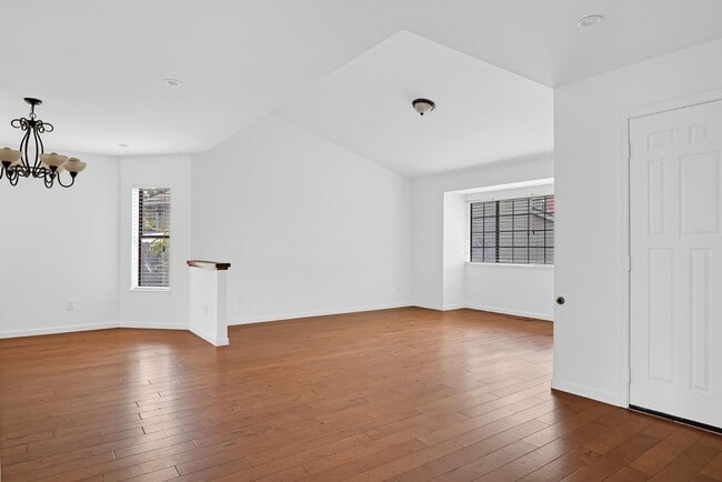 Building Photo - 100 Lippizan Dr