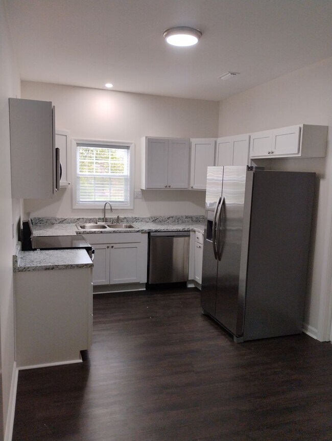 Foto del edificio - 204 W Park Ave