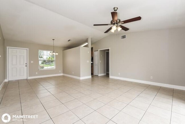 Building Photo - 511 SE 13TH TER, CAPE CORAL, FL 33990