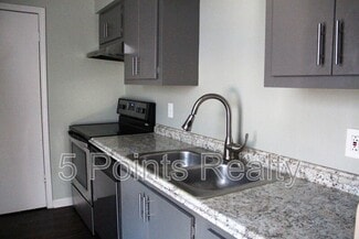 Building Photo - 308 Prince Ave