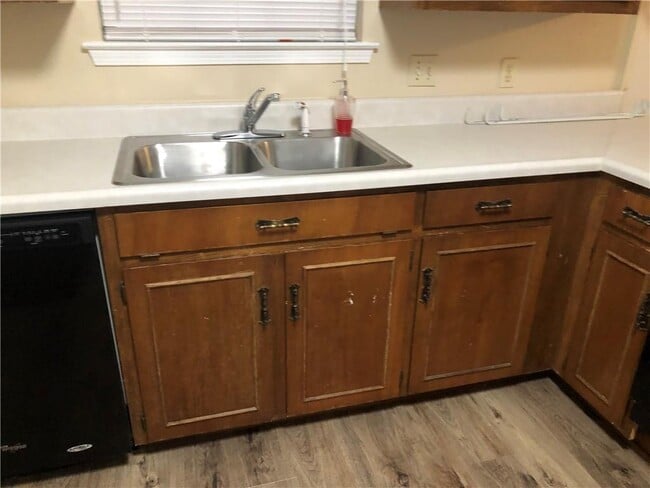 Building Photo - 6333 Ironwood Ct