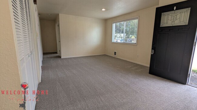 Foto del edificio - 910 Gregory Way SE