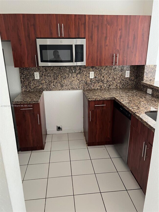 Building Photo - 7200 NW 177th St