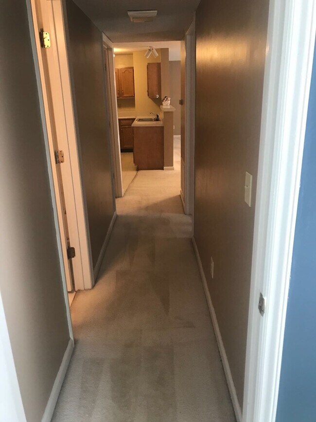 Building Photo - Coming Soon! 2 Beds 1.5 Baths! at River Vi...