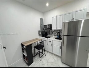 Building Photo - 1309 NW 55th Terrace