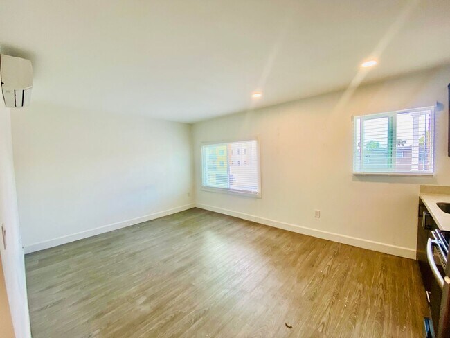 Foto del edificio - El Buho