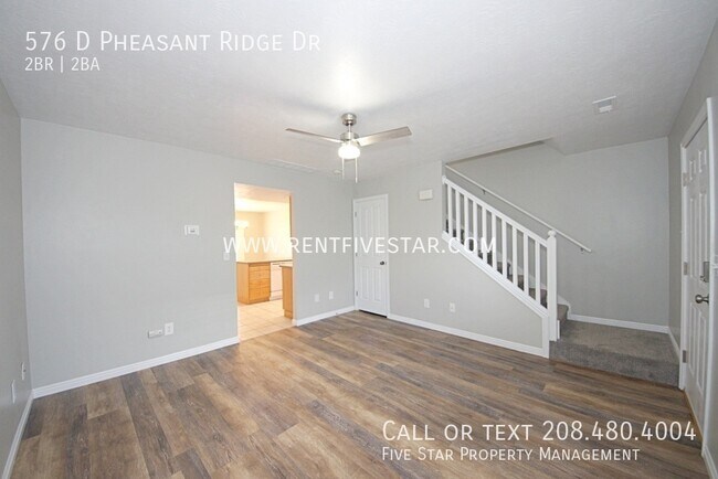 Building Photo - 576 Pheasant Ridge Dr