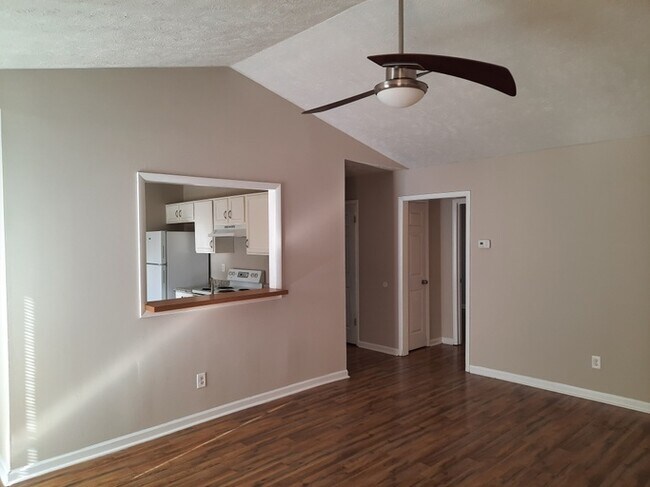 Building Photo - 6997 Candlewood Dr