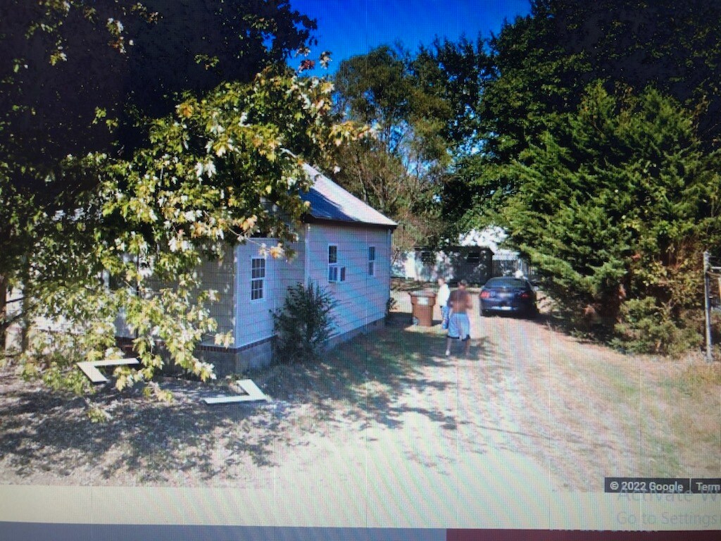 Building Photo - 501 Harrington Ave