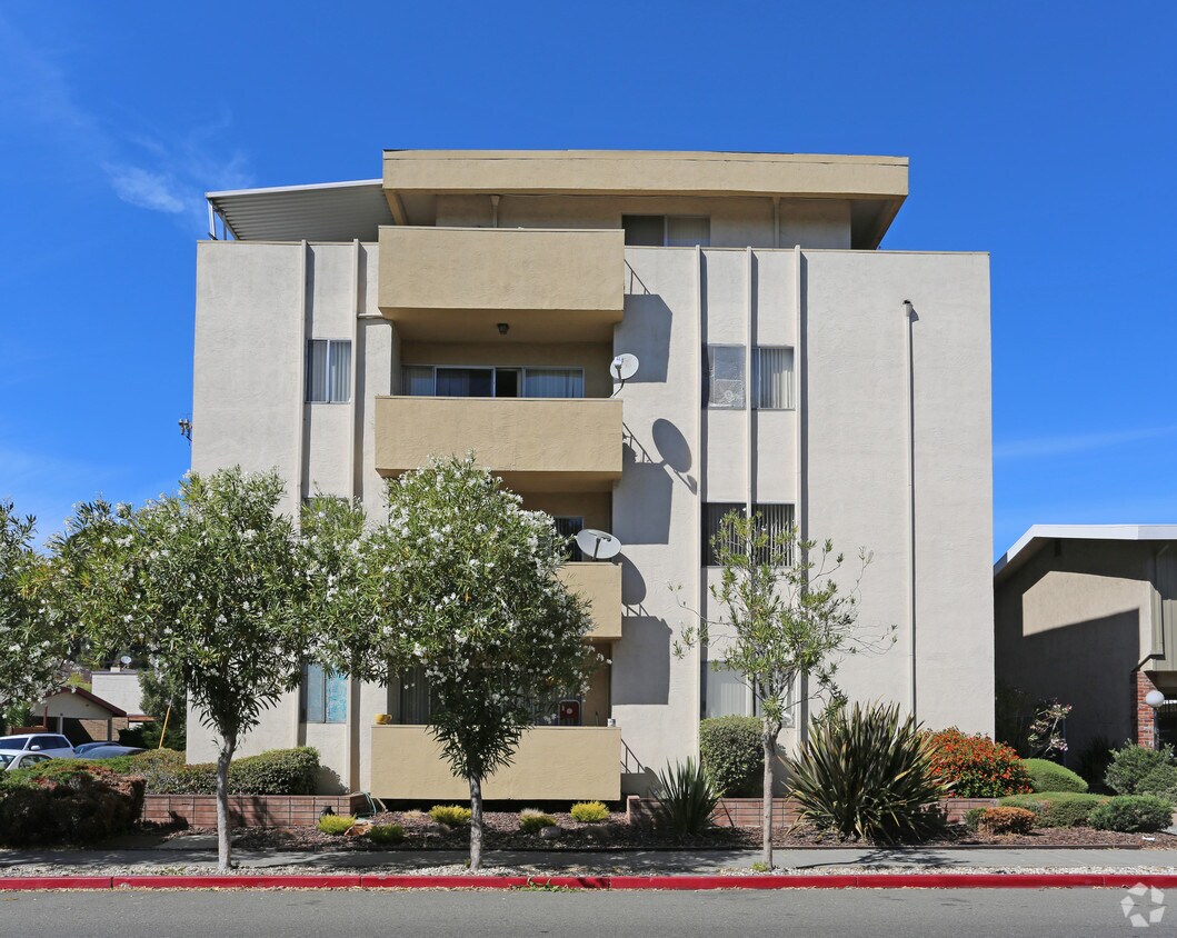 Building Photo - 1198 Jefferson St