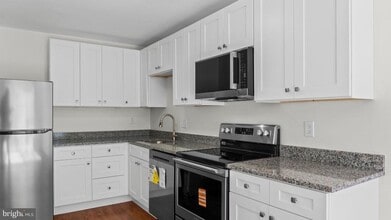Building Photo - 18531 Bay Leaf Way