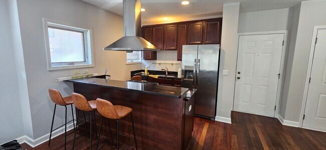 Foto del edificio - 3359 S Ashland Ave
