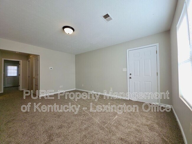 Building Photo - 280 Grinder Ct