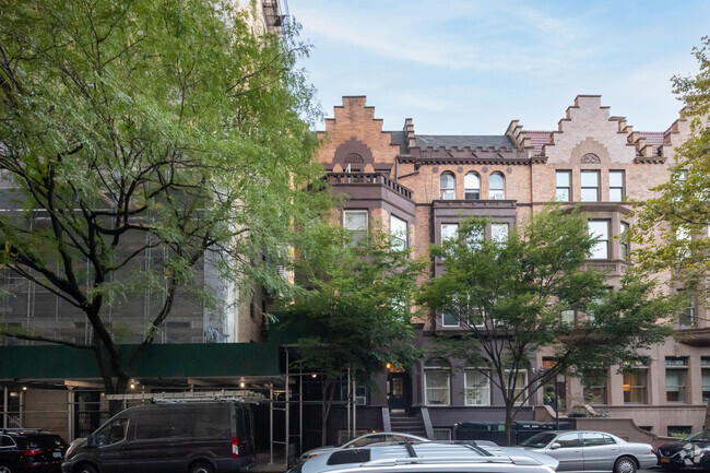 Building Photo - 304 West 88th Street