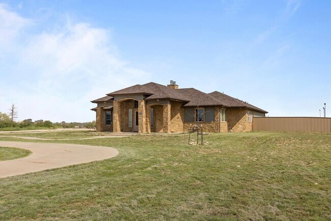 Foto del edificio - 3701 Timber Wolf Trl