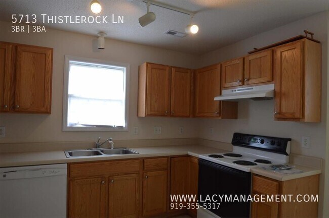 Building Photo - 5713 Thistlerock Ln