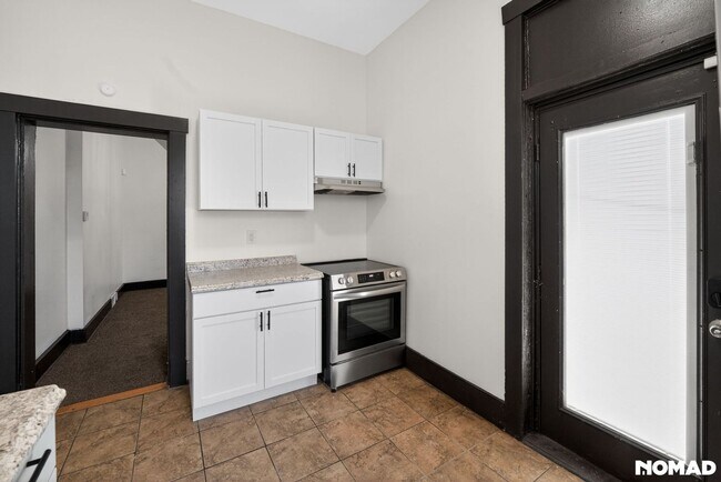 Foto del edificio - 2634 Arsenal St