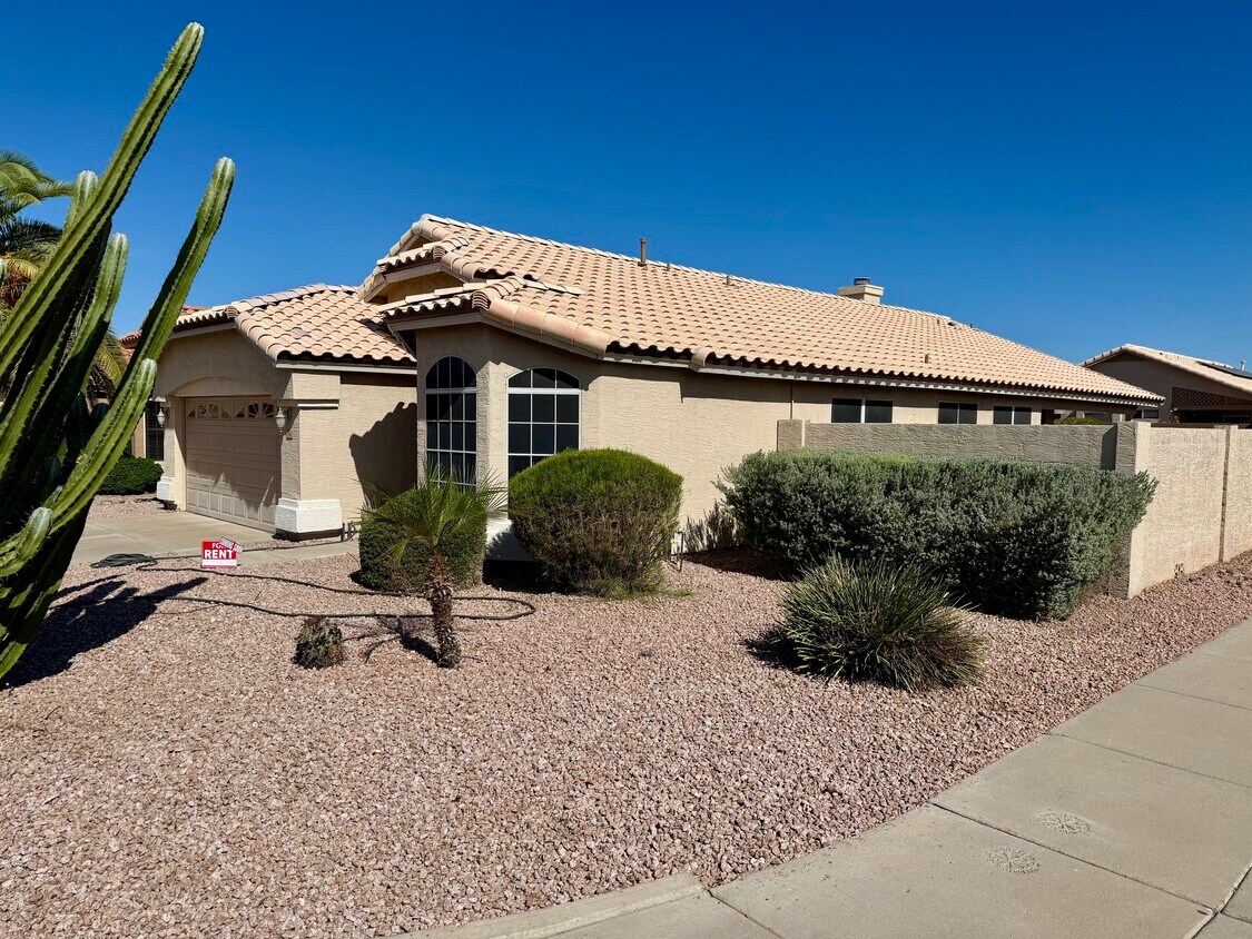 Primary Photo - 7916 W Kimberly Way
