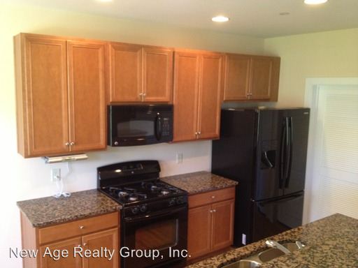 Foto del edificio - 4437 Driftwood Dr