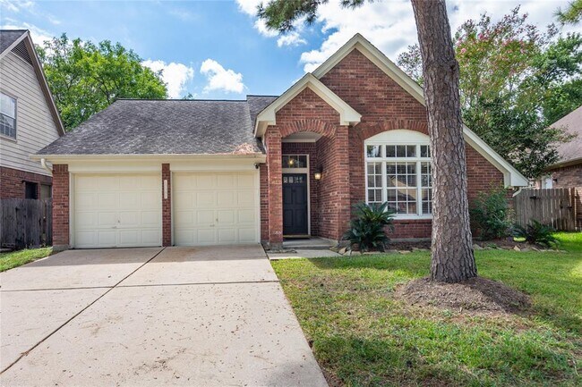 Foto del edificio - 15307 Maple Meadows Dr